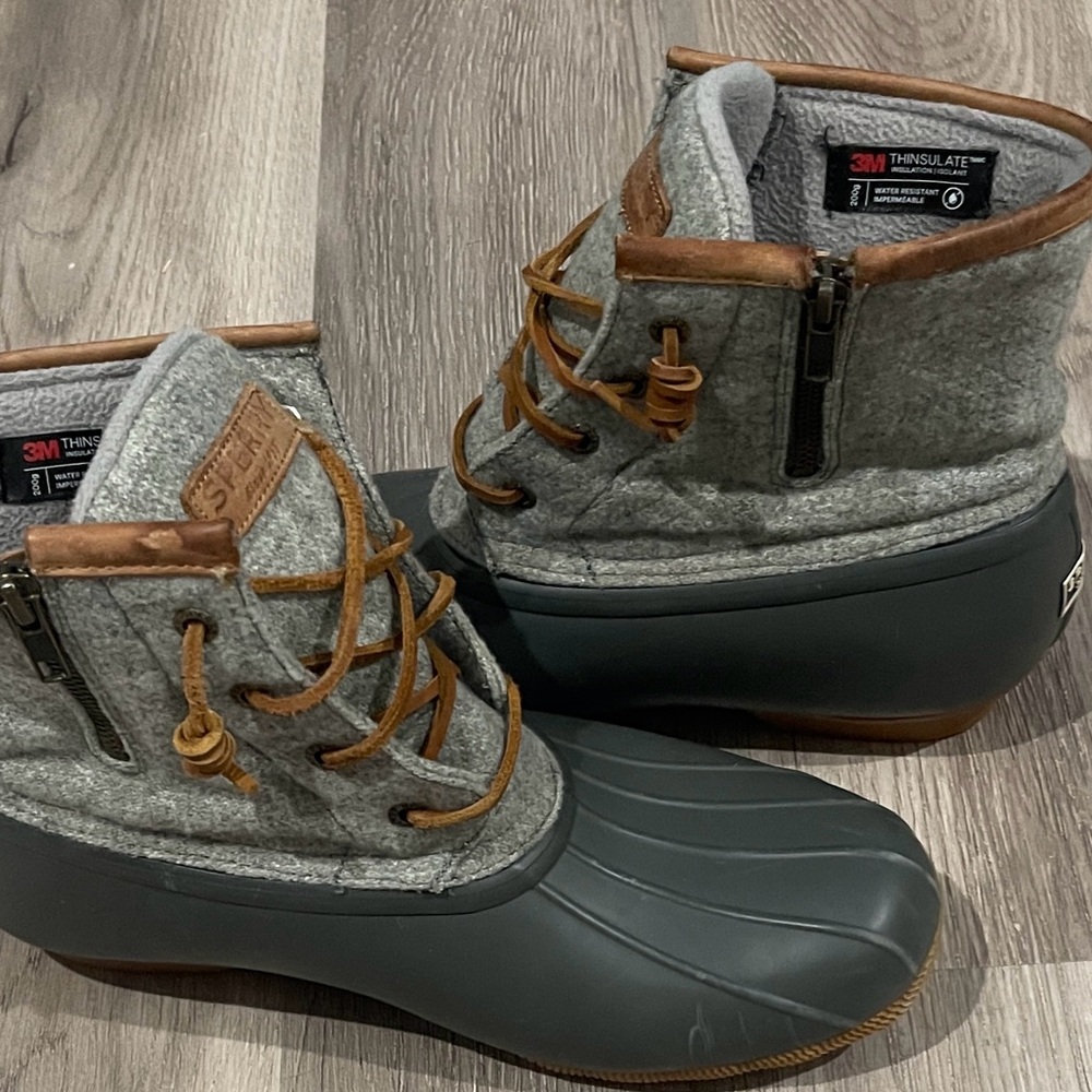 Sperry Saltwater Gray and Tan Duck Boots - Picture 4 of 7